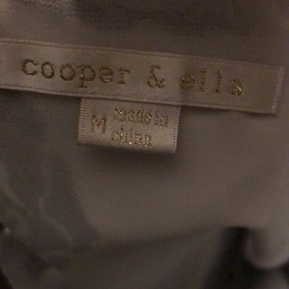 Cooper & Ella rose print sleeveless blouse - Picture 9 of 9